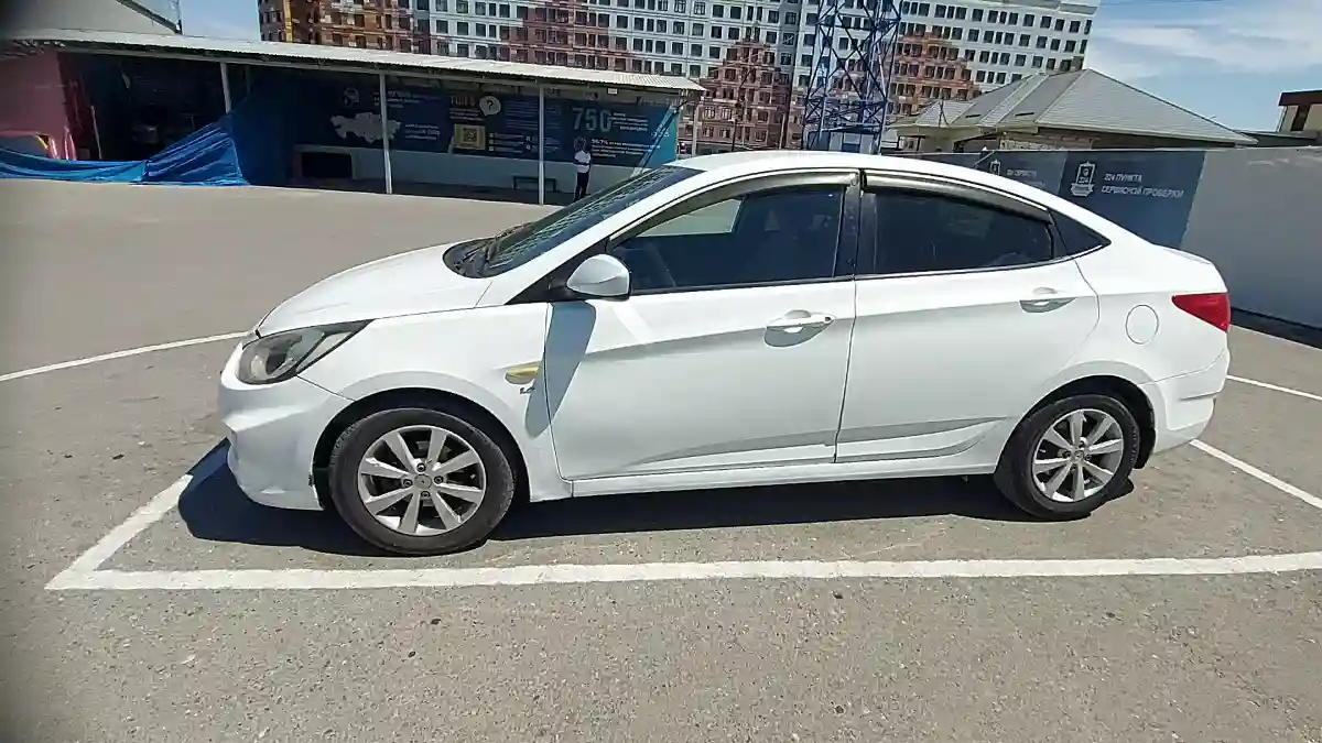 Hyundai Accent 2014 года за 45 000 000 тг. в Шымкент