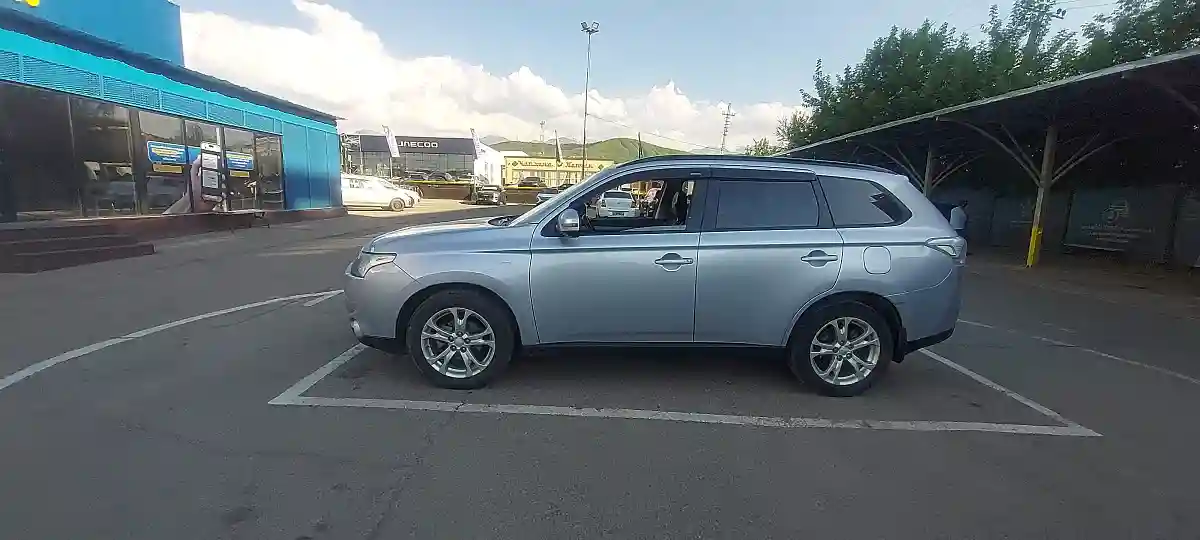 Mitsubishi Outlander 2013 года за 7 000 000 тг. в Алматы