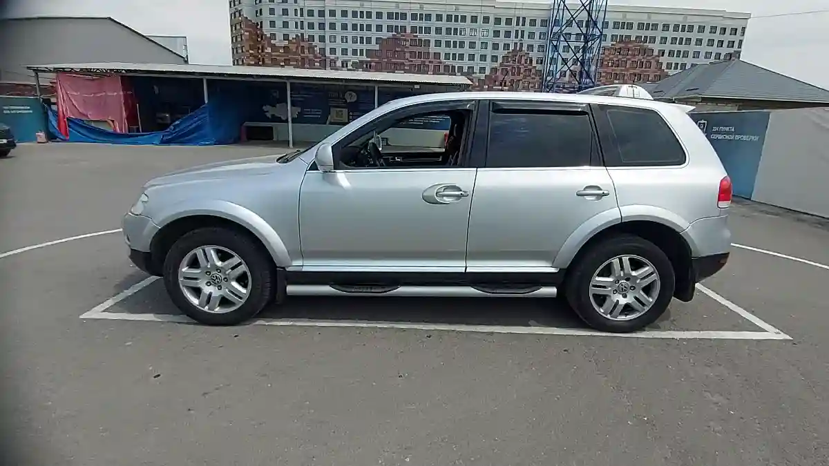 Volkswagen Touareg 2004 года за 3 600 000 тг. в Шымкент