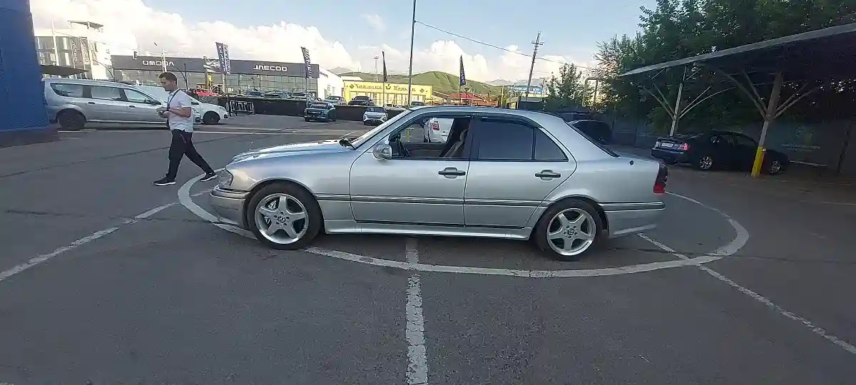 Mercedes-Benz C-Класс 1994 года за 2 000 000 тг. в Алматы