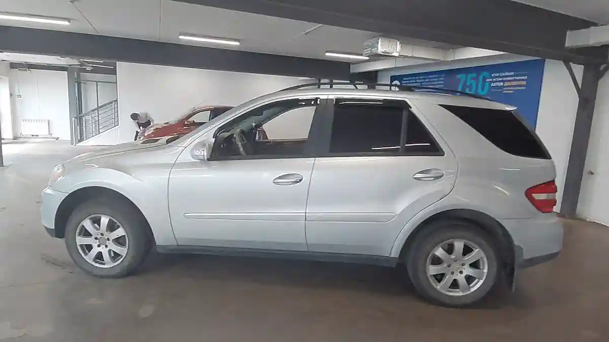 Mercedes-Benz M-Класс 2006 года за 5 000 000 тг. в Астана