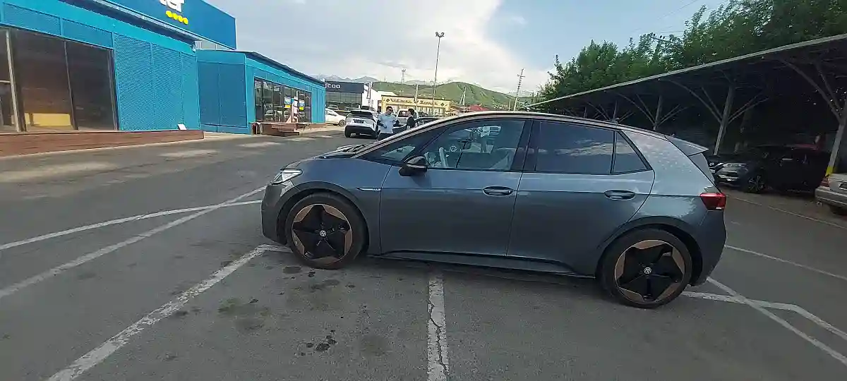 Volkswagen ID.3 2022 года за 6 200 000 тг. в Алматы