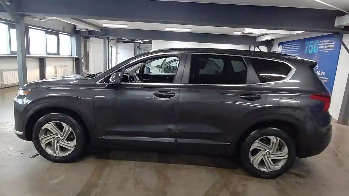 Hyundai Santa Fe 2021 года за 10 000 000 тг. в Астана