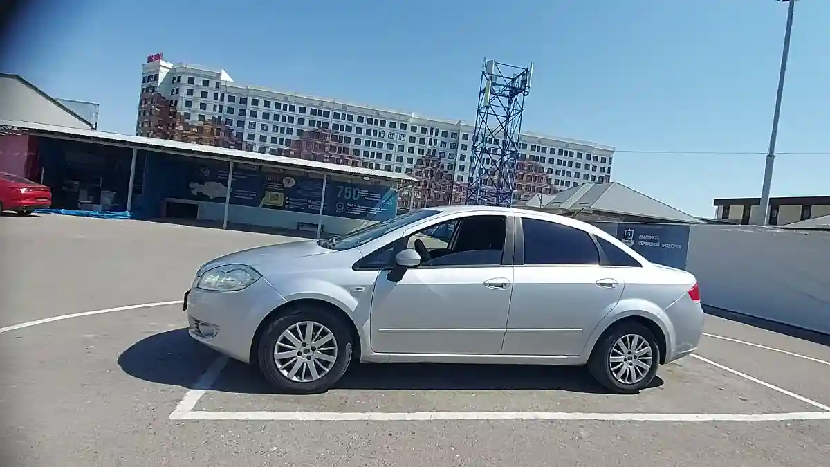 Fiat Linea 2011 года за 2 000 000 тг. в Шымкент