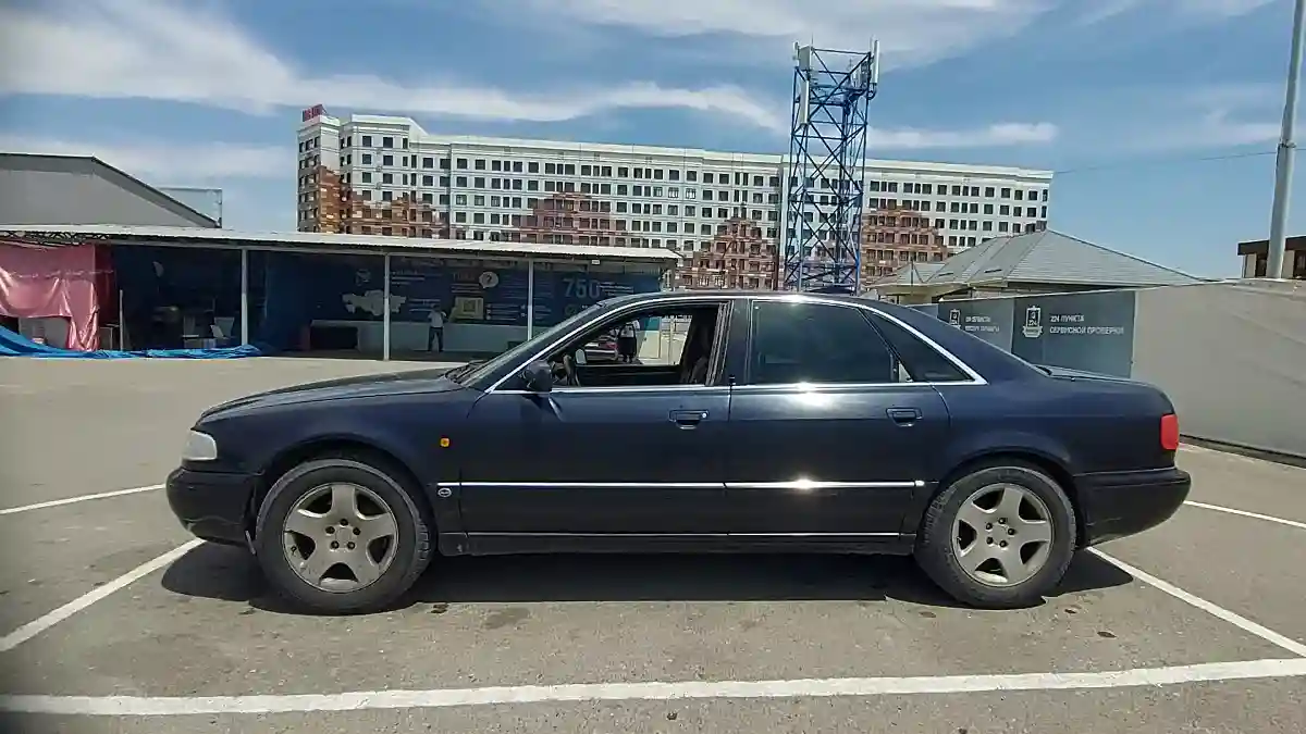 Audi A8 1995 года за 1 300 000 тг. в Шымкент
