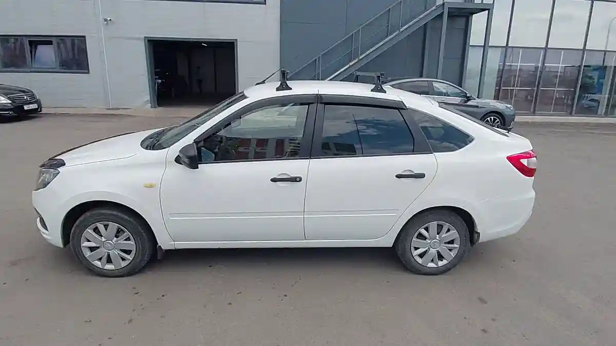 LADA (ВАЗ) Granta 2019 года за 4 000 000 тг. в Астана