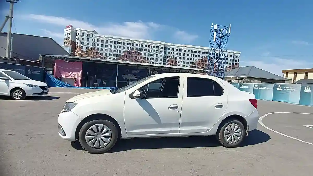 Renault Logan 2015 года за 2 000 000 тг. в Шымкент