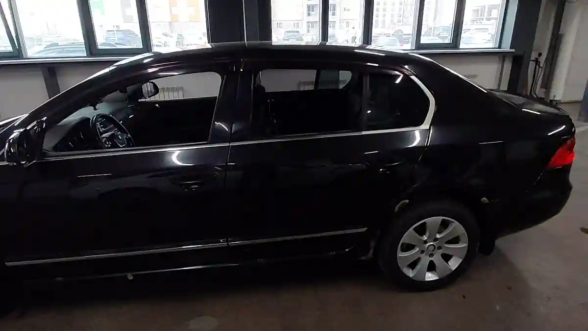 Skoda Superb 2011 года за 5 000 000 тг. в Астана