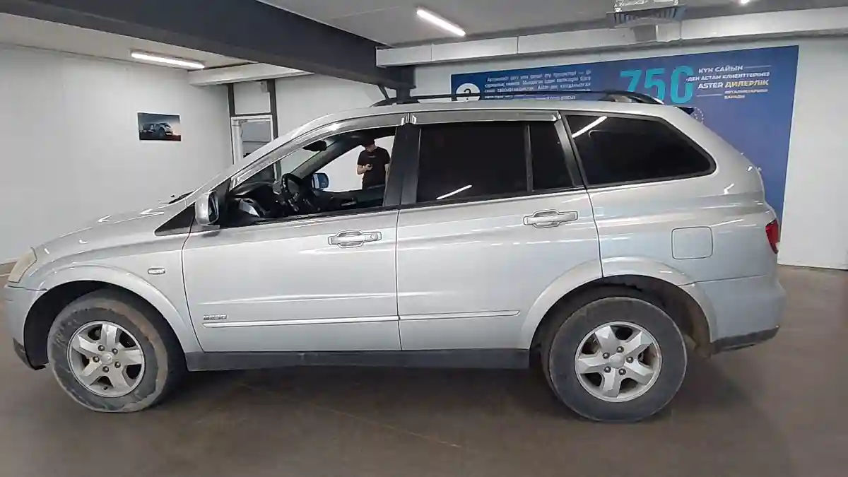 SsangYong Kyron 2012 года за 4 000 000 тг. в Астана