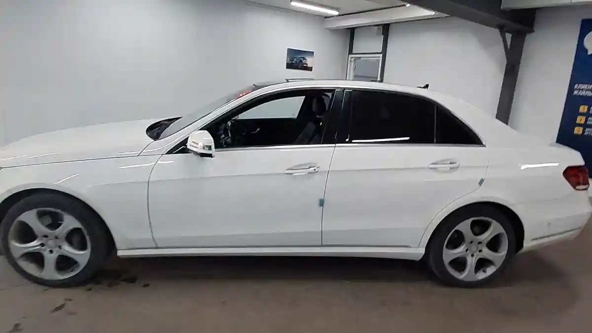 Mercedes-Benz E-Класс 2015 года за 14 500 000 тг. в Астана