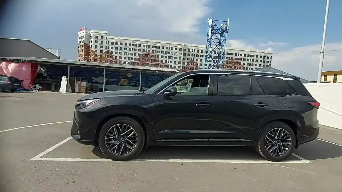 Lexus TX 2024 года за 48 500 000 тг. в Шымкент