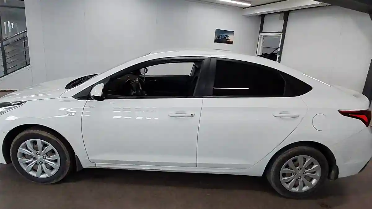 Hyundai Accent 2018 года за 6 200 000 тг. в Астана