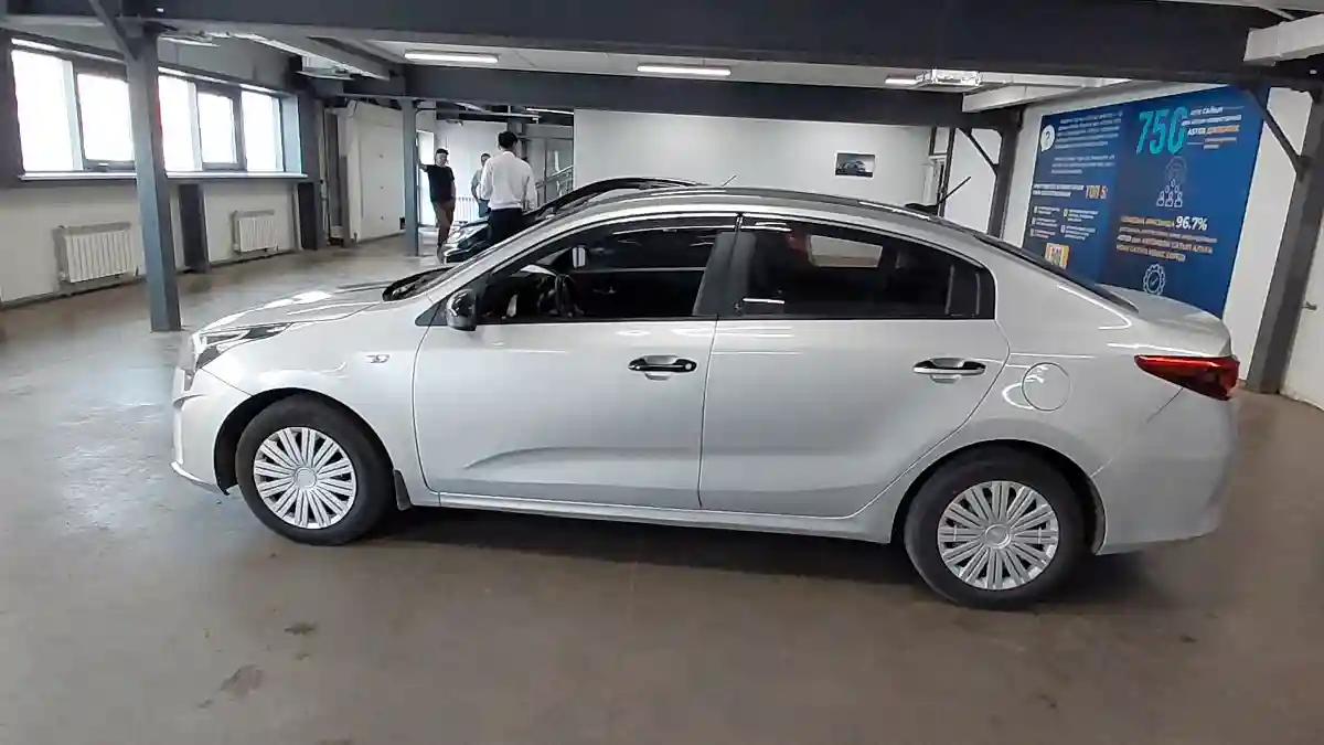 Kia Rio 2022 года за 7 000 000 тг. в Астана