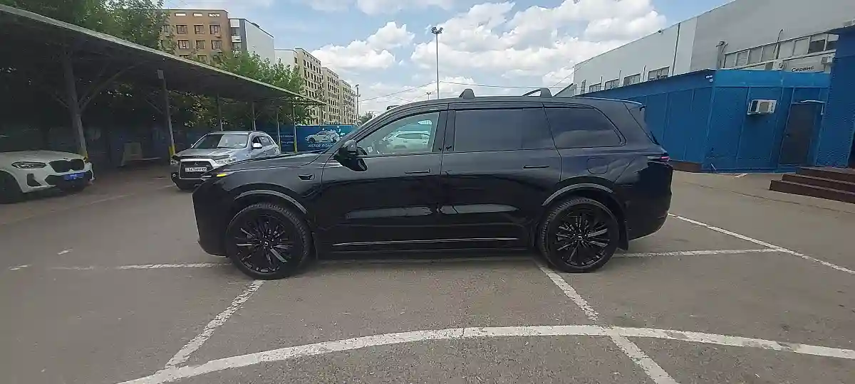 LiXiang L9 2023 года за 25 000 000 тг. в Алматы