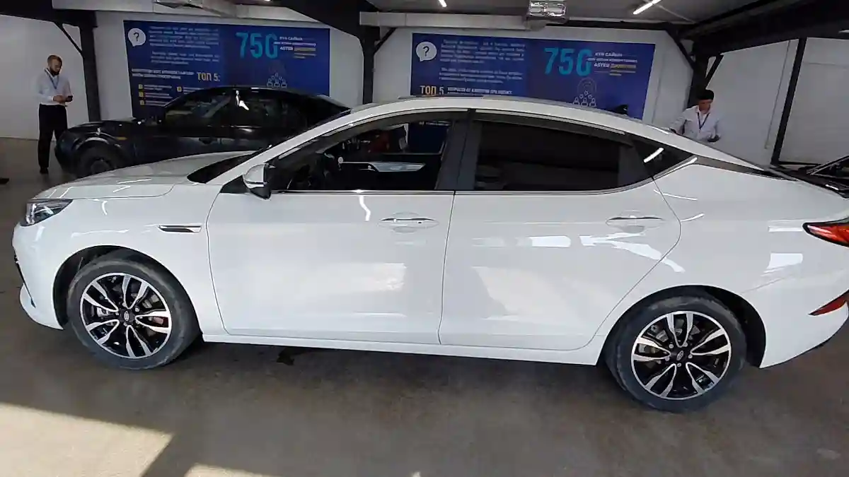 JAC J7 2023 года за 5 700 000 тг. в Астана