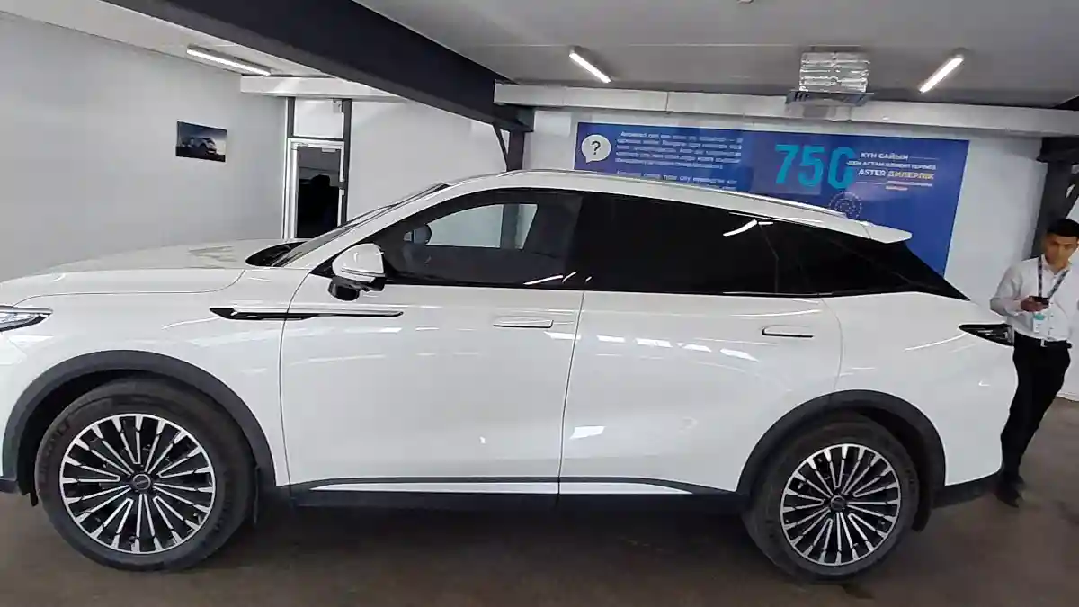 EXEED RX 2025 года за 23 000 000 тг. в Астана