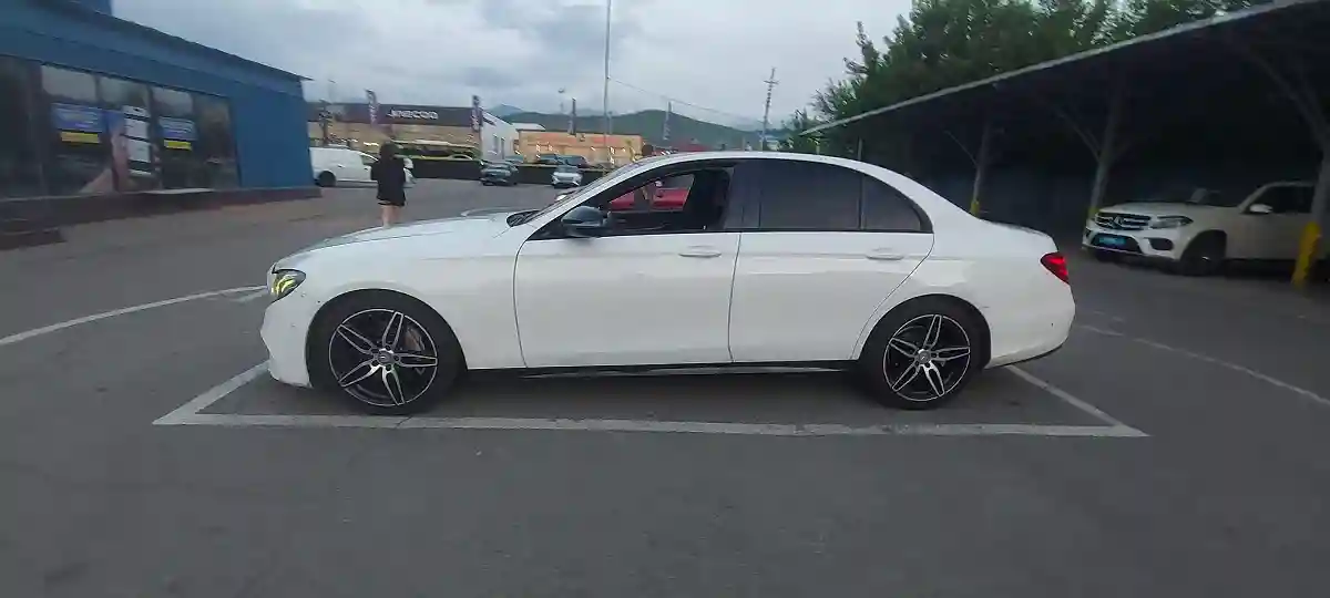 Mercedes-Benz E-Класс 2016 года за 12 000 000 тг. в Алматы