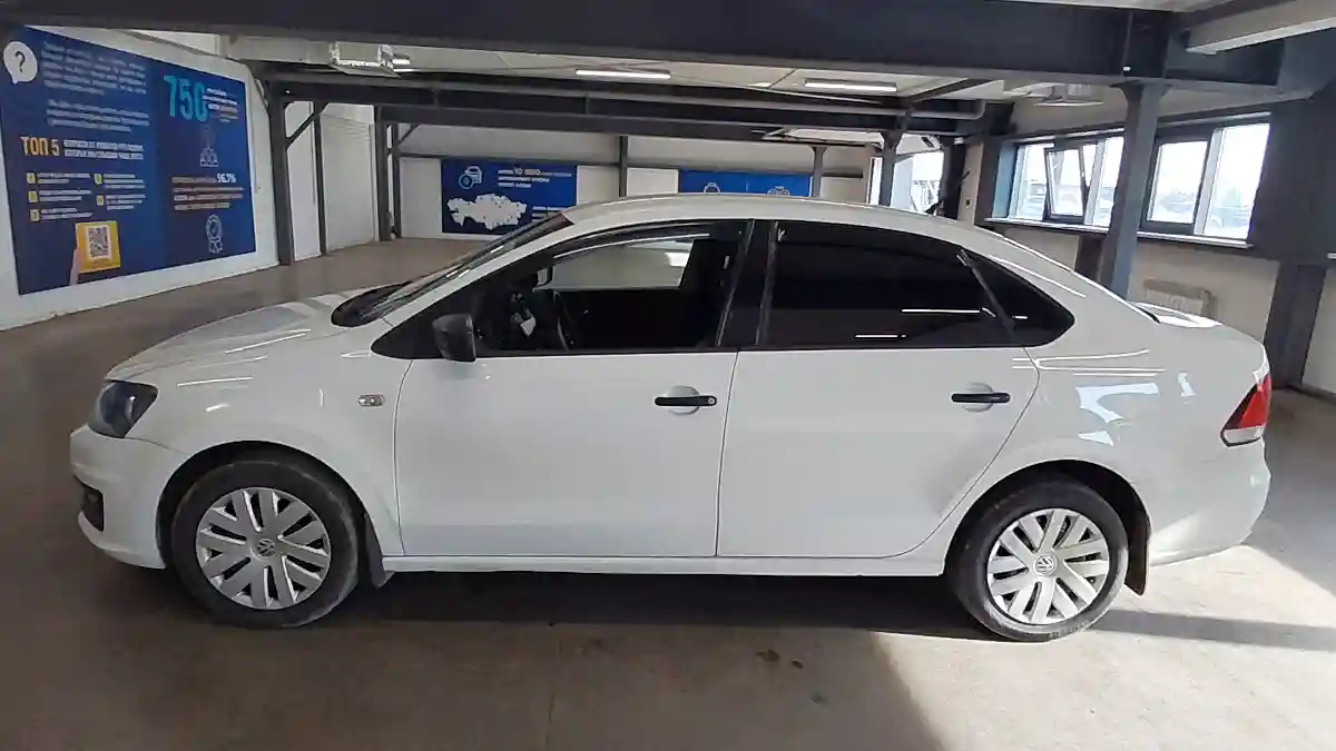 Volkswagen Polo 2016 года за 4 000 000 тг. в Астана