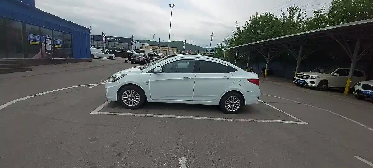 Hyundai Accent 2013 года за 3 500 000 тг. в Алматы