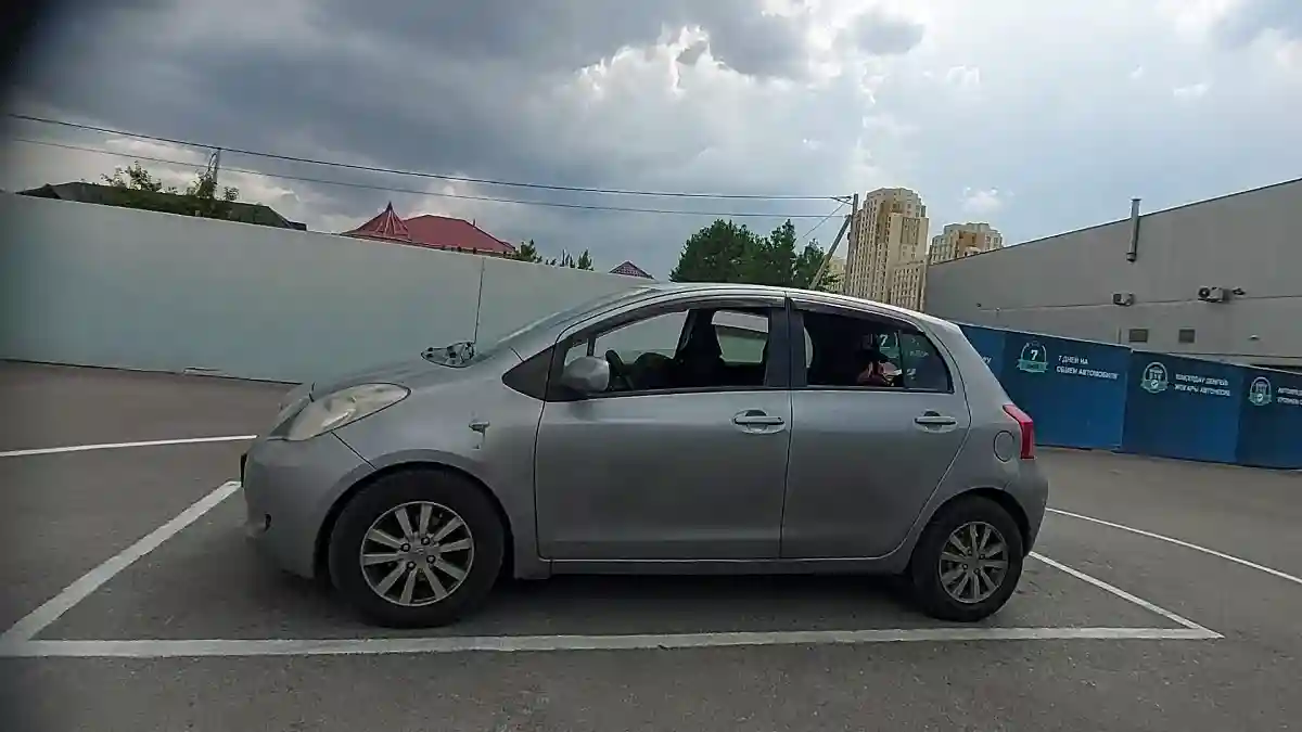 Toyota Yaris 2007 года за 2 700 000 тг. в Шымкент