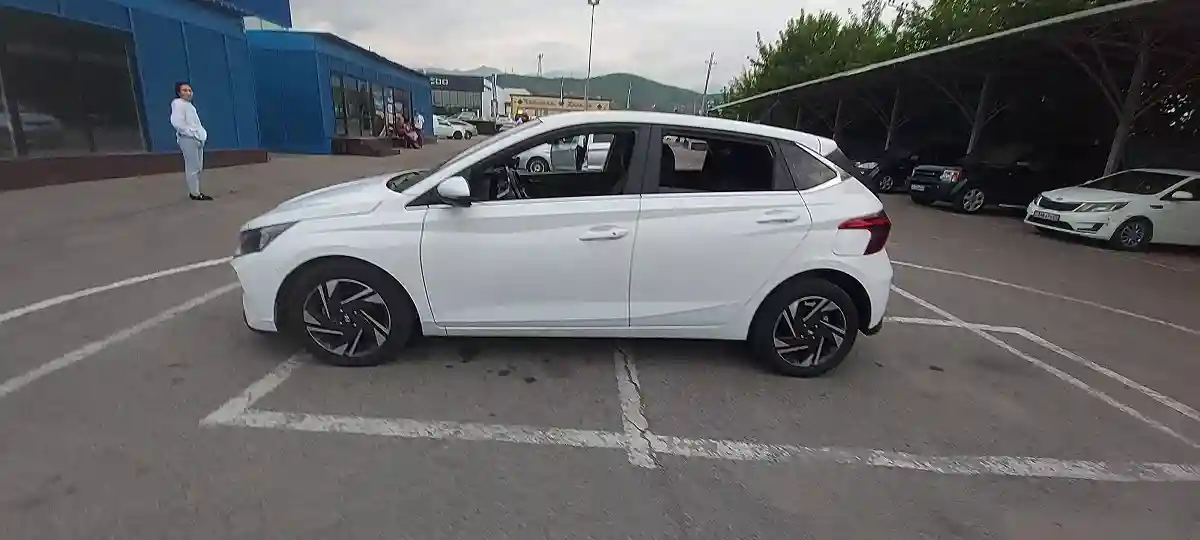 Hyundai i20 2023 года за 6 500 000 тг. в Алматы