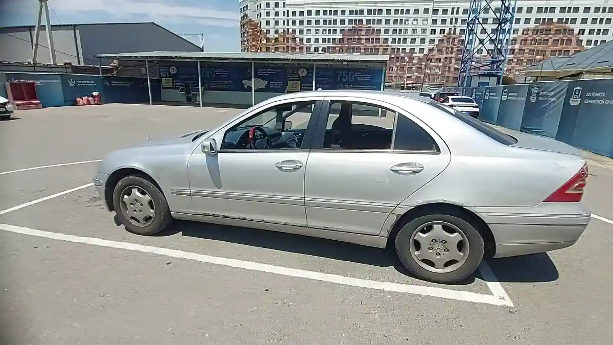 Mercedes-Benz C-Класс 2001 года за 1 800 000 тг. в Шымкент