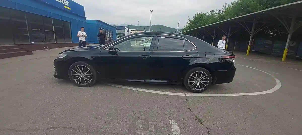 Toyota Camry 2024 года за 19 500 000 тг. в Алматы