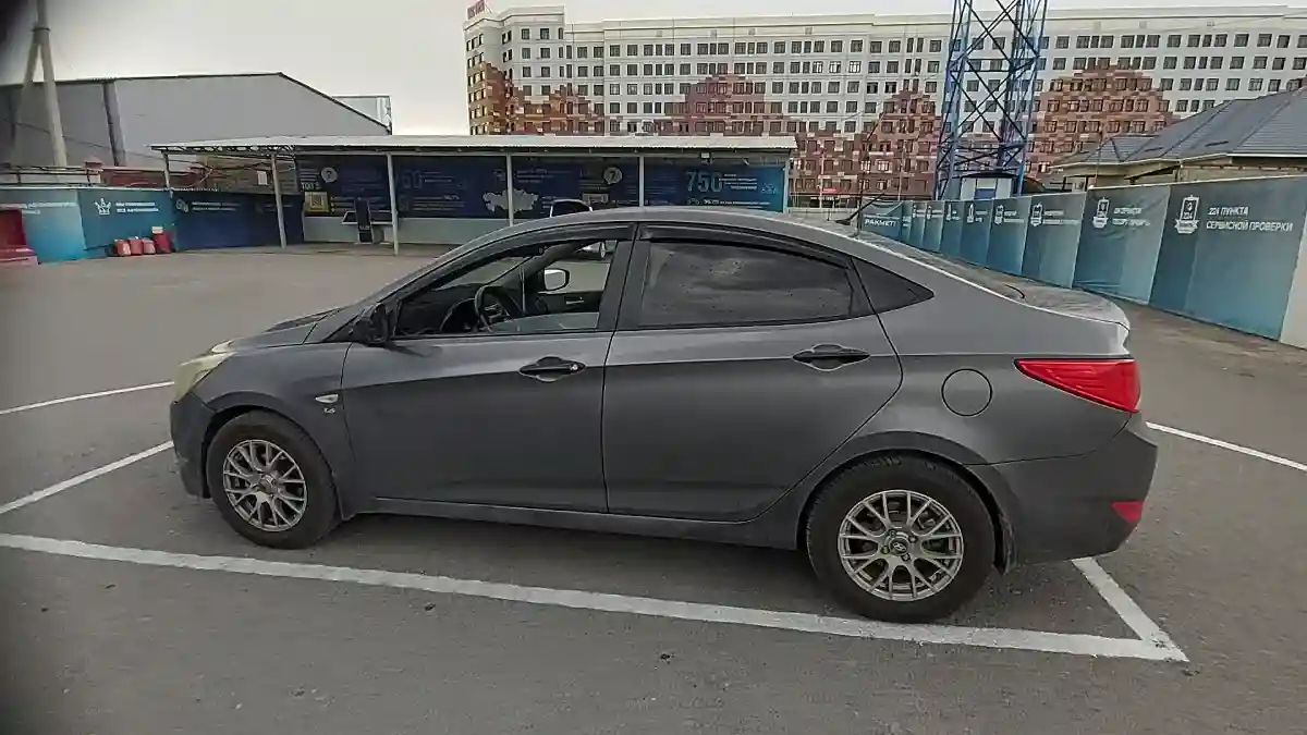 Hyundai Solaris 2015 года за 5 000 000 тг. в Шымкент