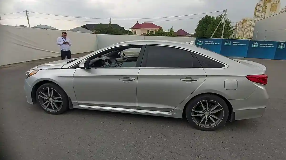 Hyundai Sonata 2016 года за 6 600 000 тг. в Шымкент