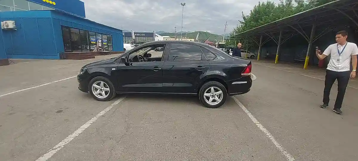 Volkswagen Polo 2017 года за 3 500 000 тг. в Алматы