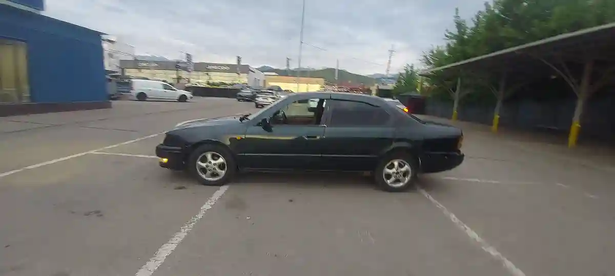 Toyota Camry 1996 года за 1 000 000 тг. в Алматы