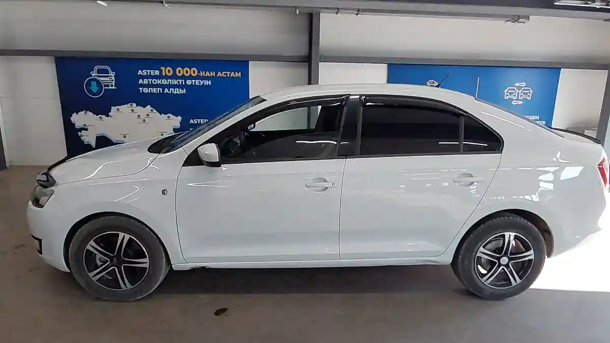 Skoda Rapid 2014 года за 4 500 000 тг. в Астана