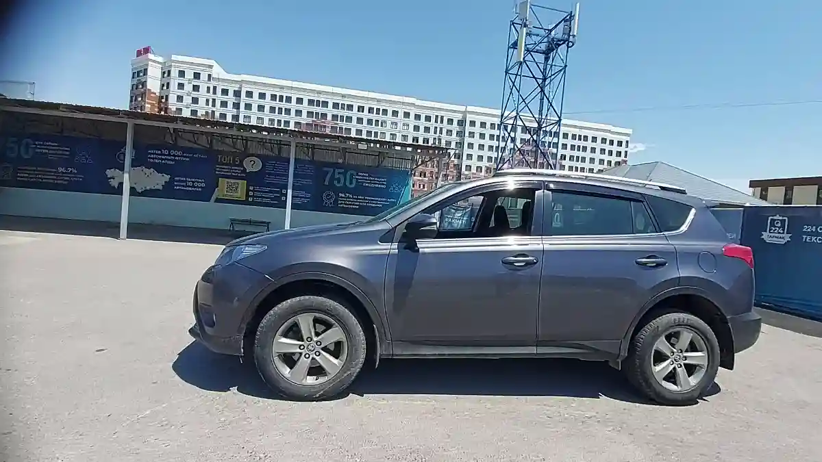 Toyota RAV4 2014 года за 8 500 000 тг. в Шымкент