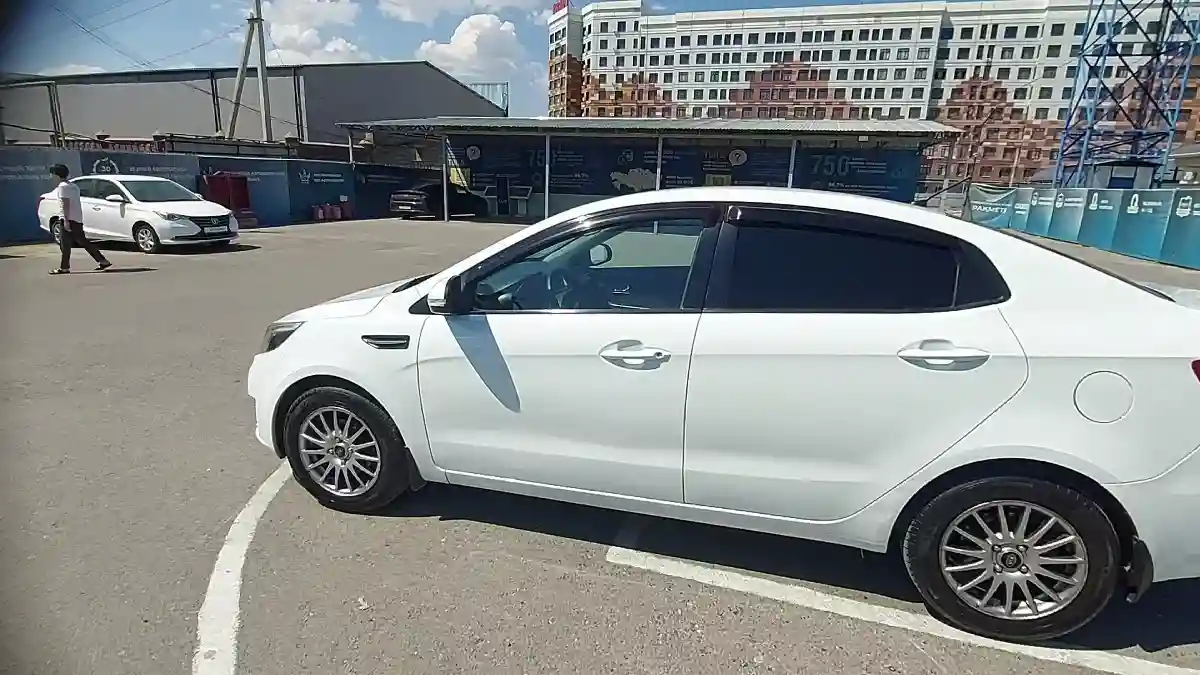 Kia Rio 2013 года за 3 800 000 тг. в Шымкент