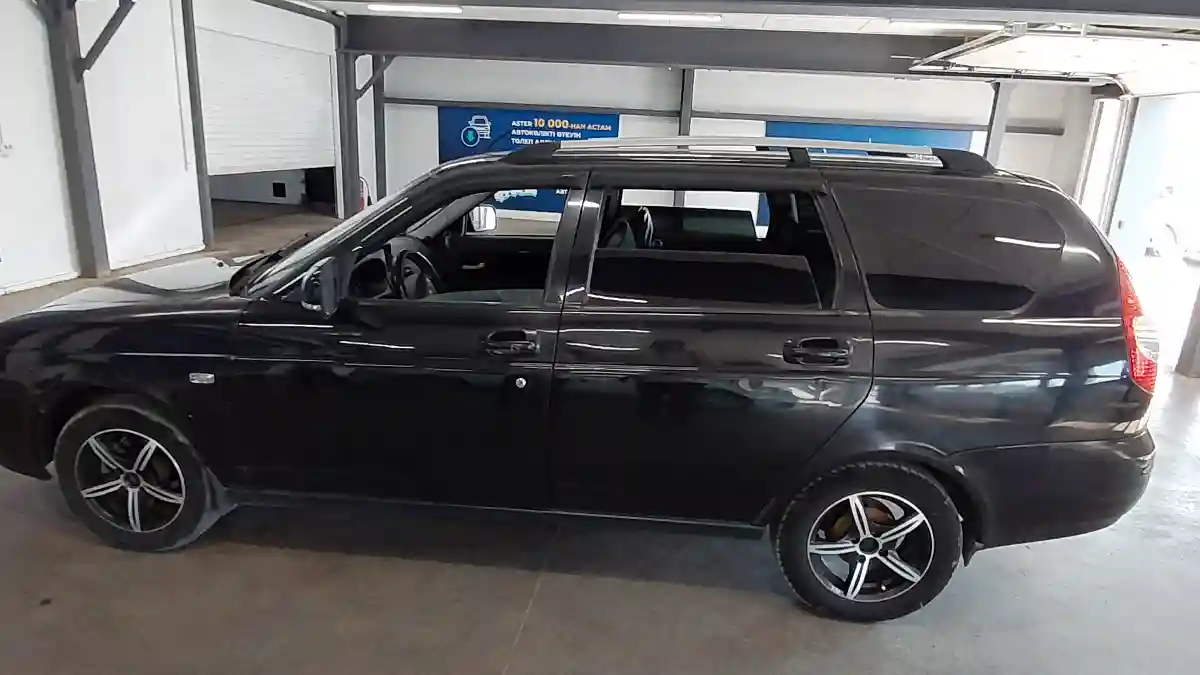 LADA (ВАЗ) Priora 2014 года за 2 000 000 тг. в Астана