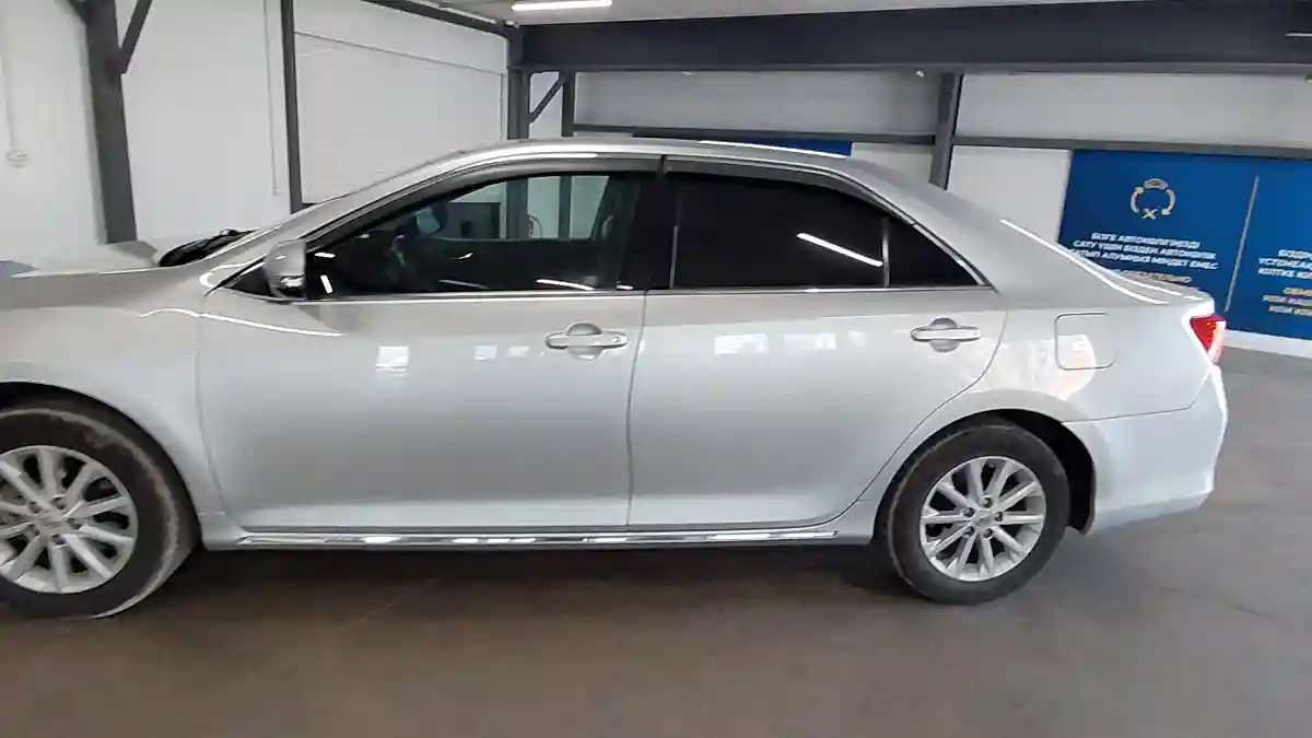 Toyota Camry 2013 года за 8 500 000 тг. в Астана