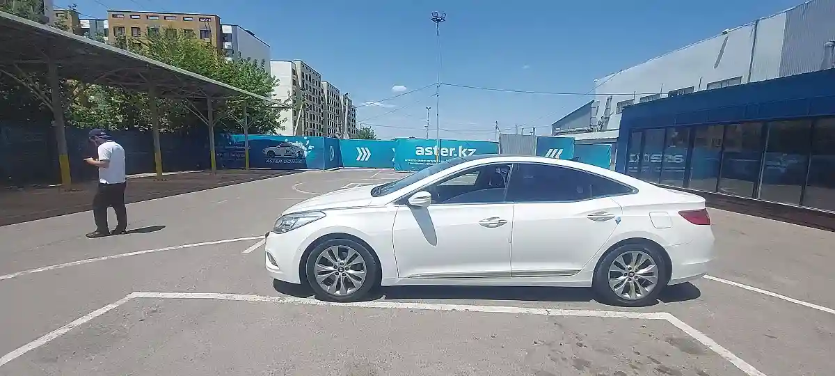 Hyundai Grandeur 2011 года за 8 500 000 тг. в Алматы