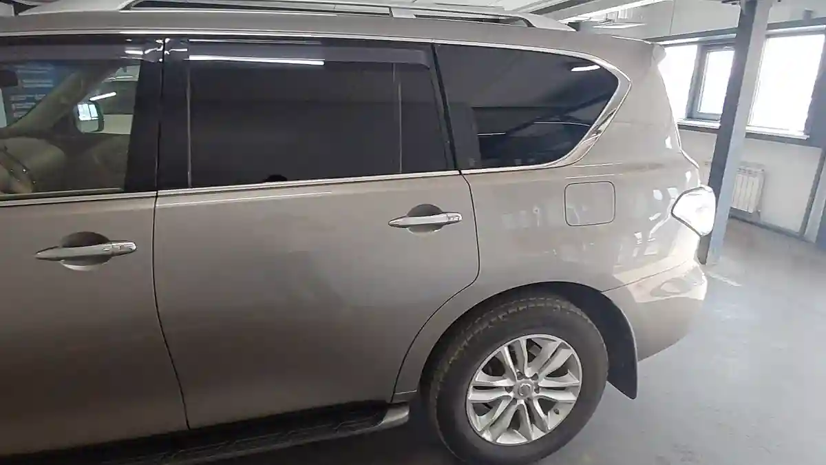Nissan Patrol 2011 года за 9 000 000 тг. в Астана