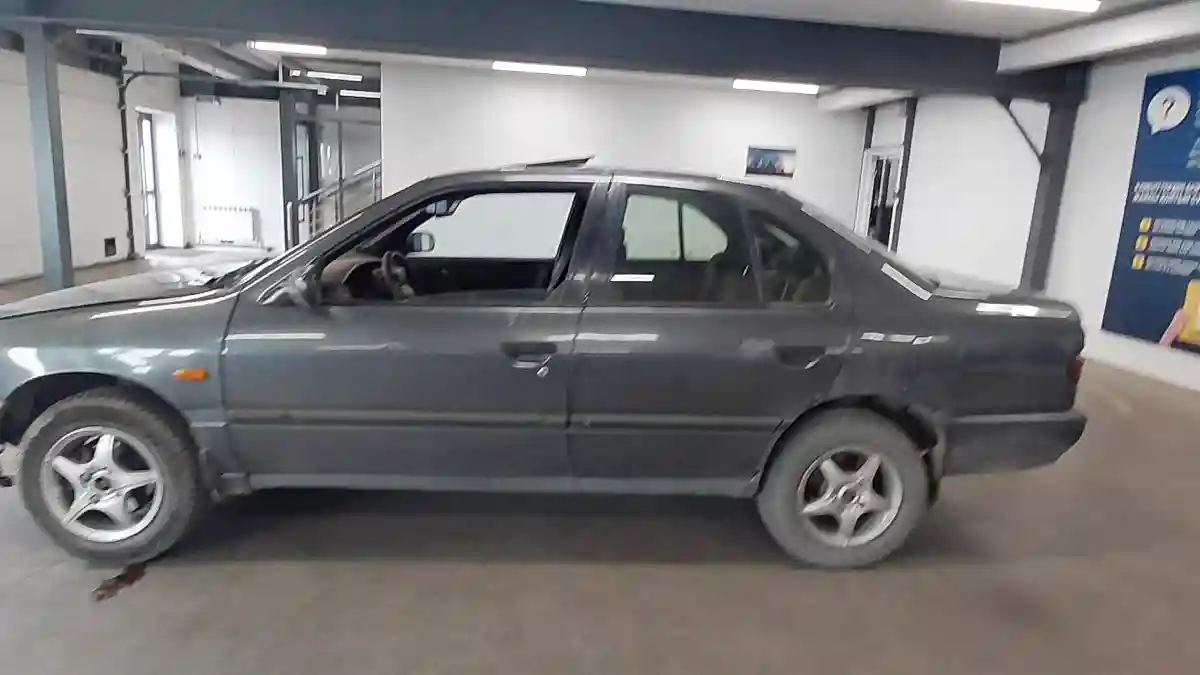 Nissan Primera 1993 года за 600 000 тг. в Астана