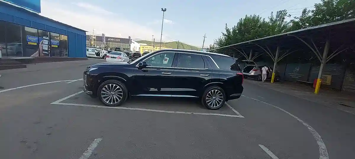 Hyundai Palisade 2023 года за 25 000 000 тг. в Алматы