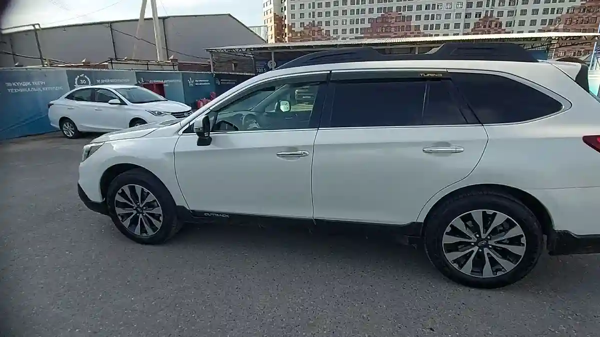 Subaru Outback 2017 года за 10 000 000 тг. в Шымкент