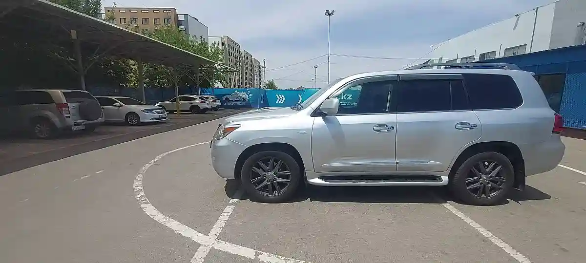 Lexus LX 2008 года за 16 000 000 тг. в Алматы