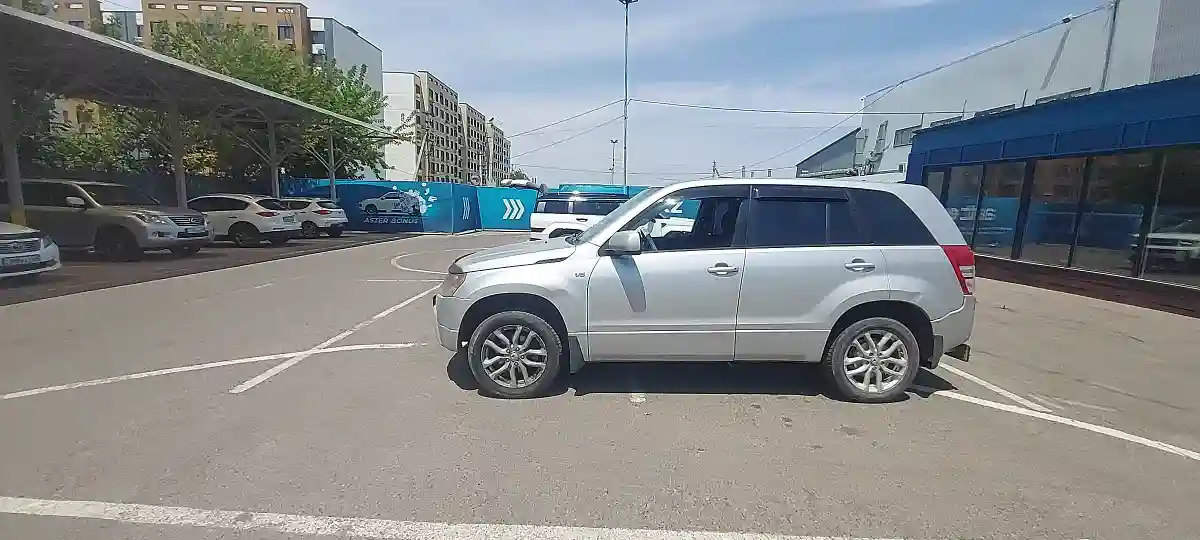 Suzuki Grand Vitara 2006 года за 5 500 000 тг. в Алматы