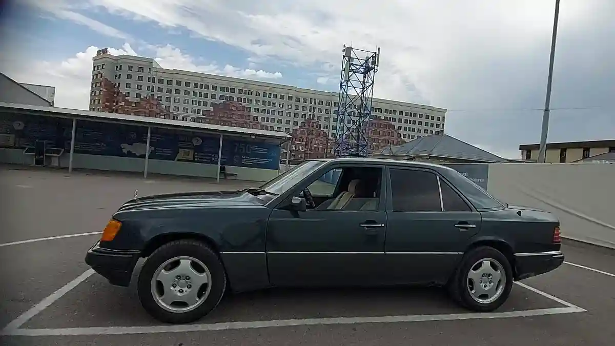Mercedes-Benz E-Класс 1994 года за 1 500 000 тг. в Шымкент
