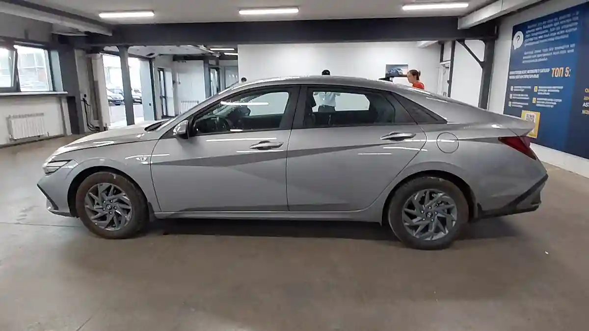 Hyundai Elantra 2024 года за 9 000 000 тг. в Астана