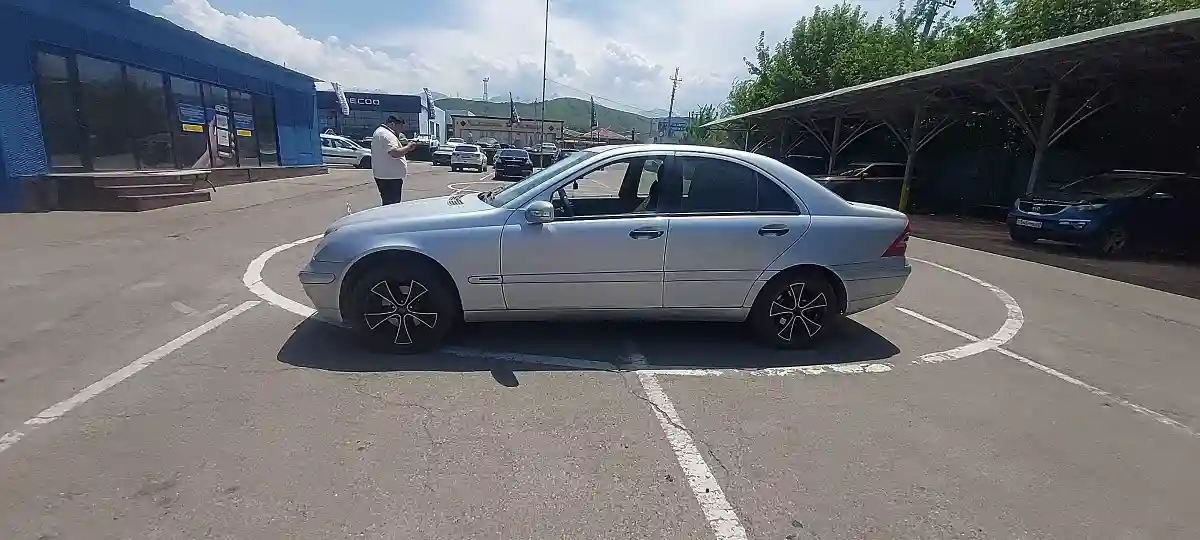 Mercedes-Benz C-Класс 2000 года за 2 000 000 тг. в Алматы