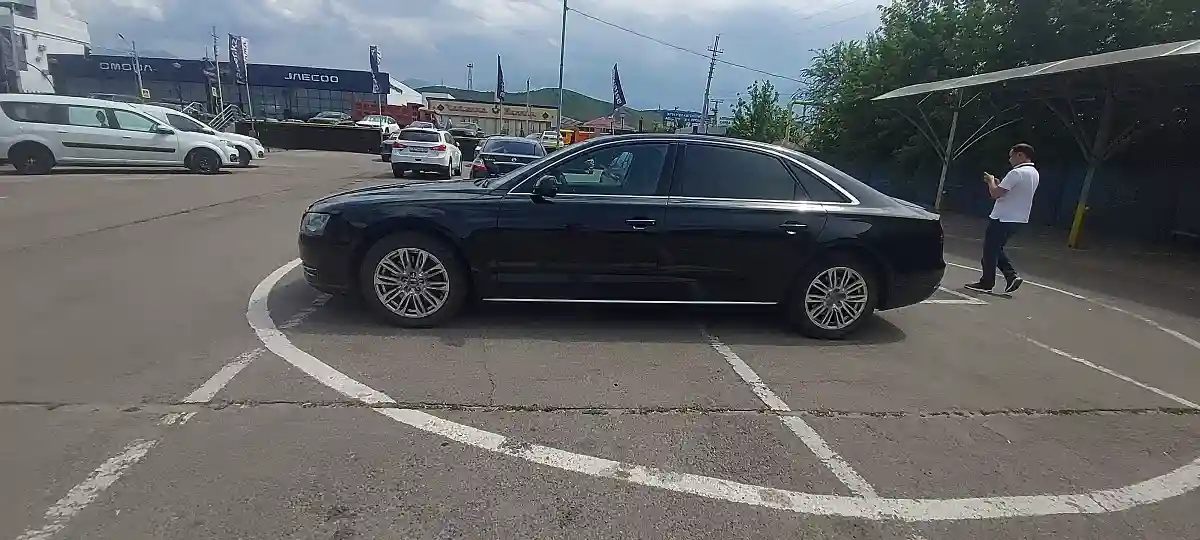 Audi A8 2011 года за 8 500 000 тг. в Алматы