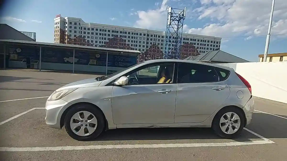 Hyundai Solaris 2011 года за 3 800 000 тг. в Шымкент