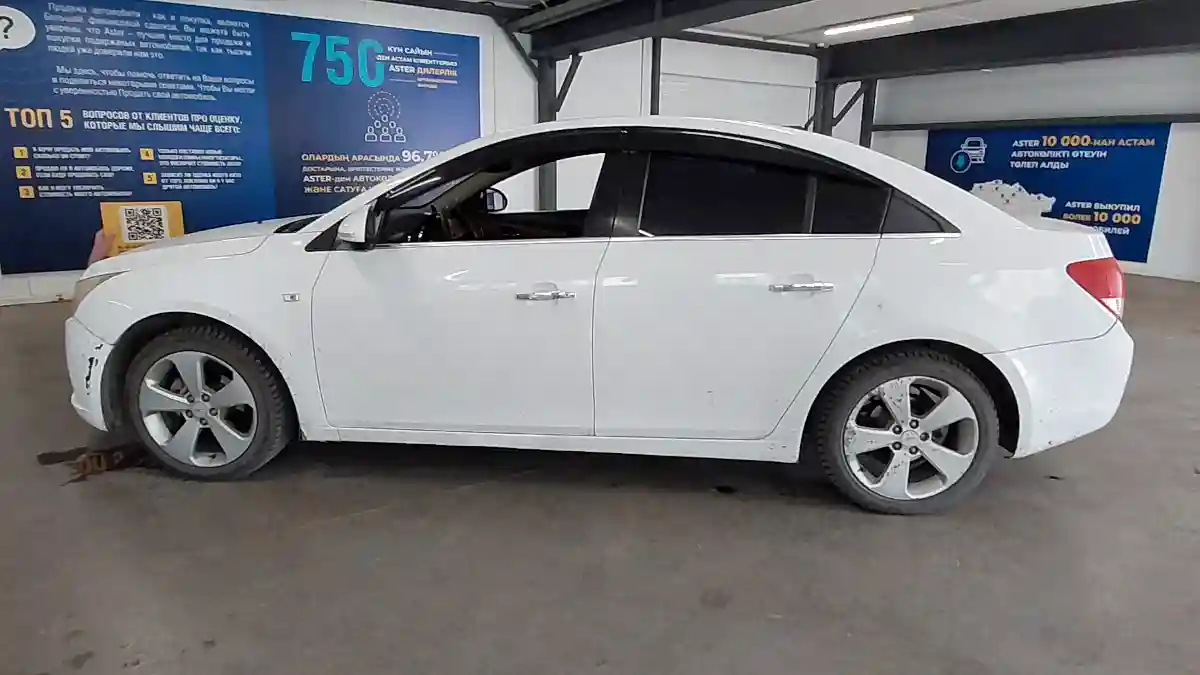 Chevrolet Cruze 2012 года за 3 000 000 тг. в Астана