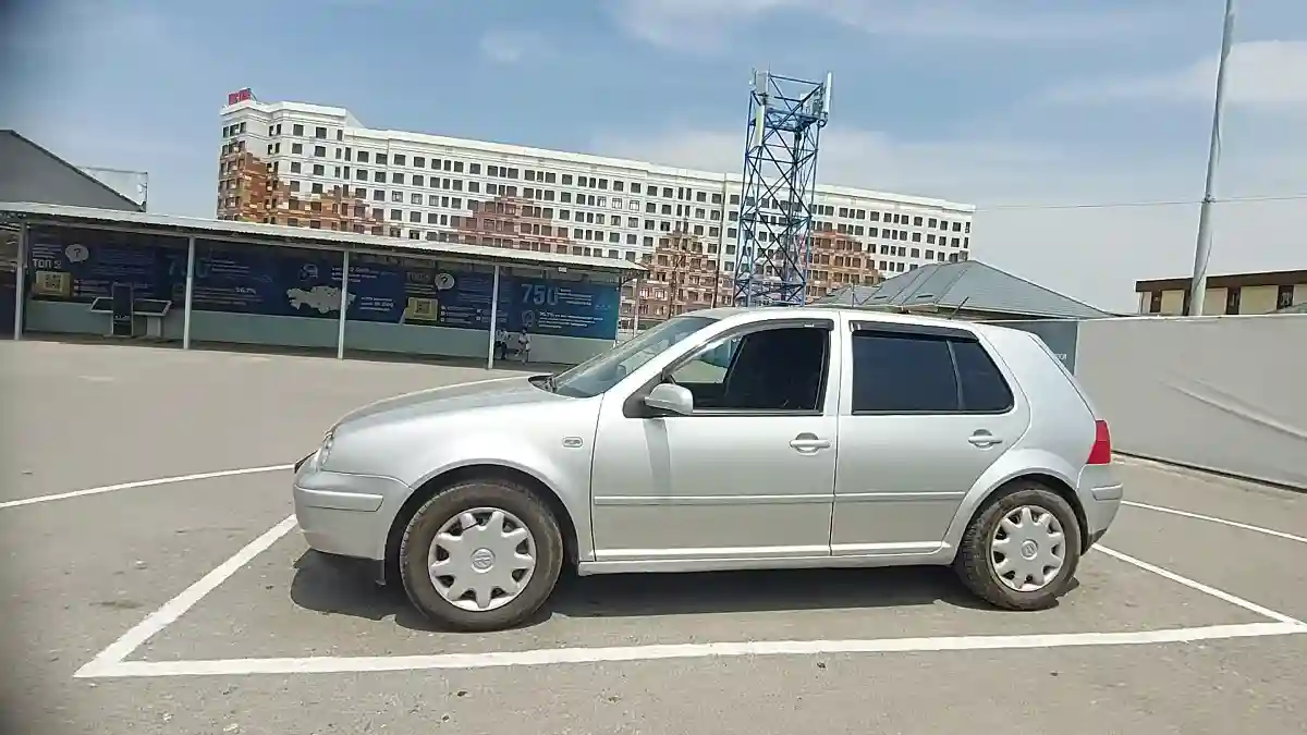 Volkswagen Golf 2002 года за 1 500 000 тг. в Шымкент